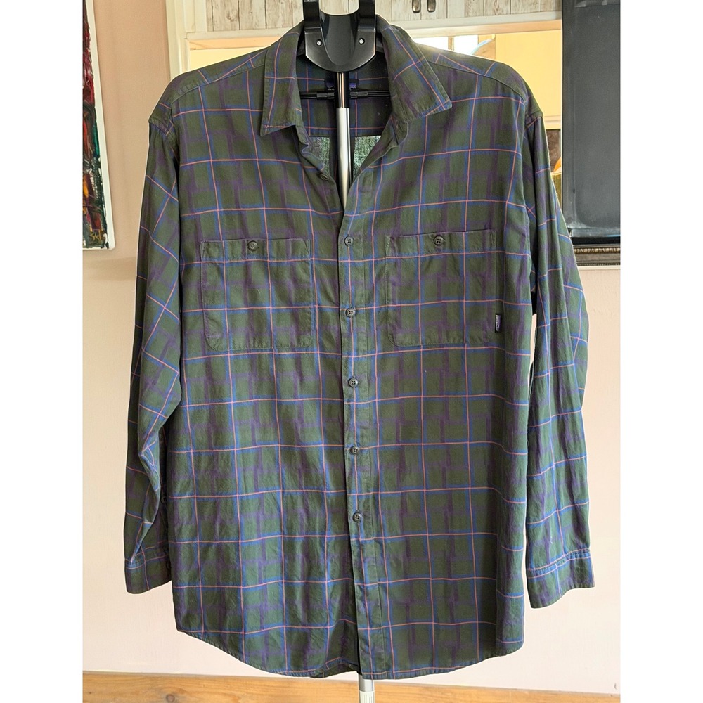 Patagonia Mens Flannel Shirt Medium Green Purple Plaid Long Sleeve Button Down